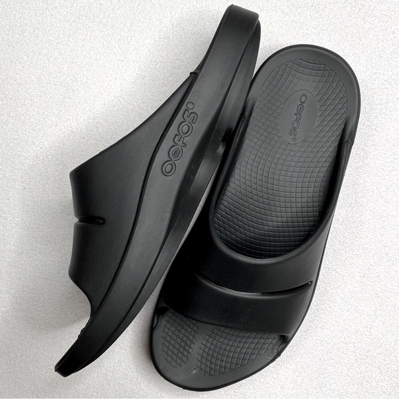 OOfos OOahh Men’s Sandal Slides Size (12) Like NEW!!! - Picture 4 of 8